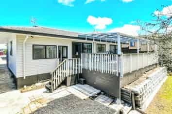 2/46A Claude Road, Hillpark