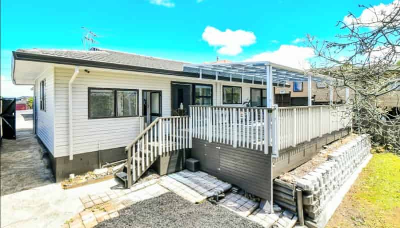 2/46A Claude Road, Hillpark