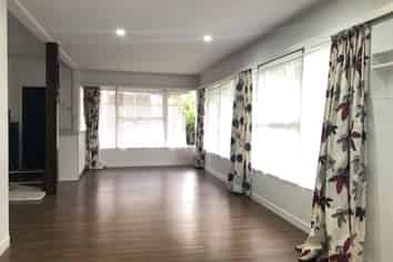 293A Hillsborough Road, Mount Roskill