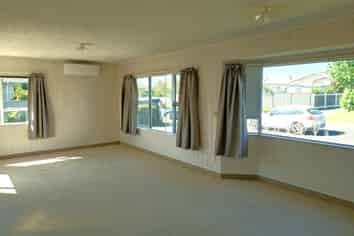 809A Queen Street East, Parkvale