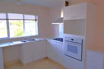 809A Queen Street East, Parkvale