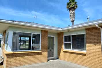 809A Queen Street East, Parkvale