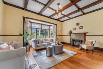 17 Queensway, Three Kings