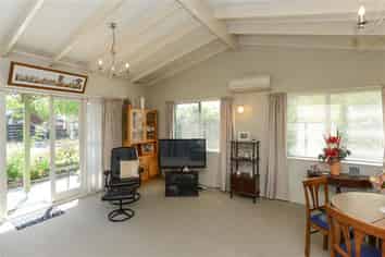 1 Corwen Place, Mayfair