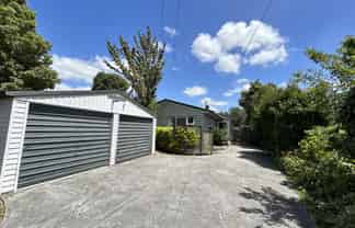 117 Avonhead Road, Avonhead