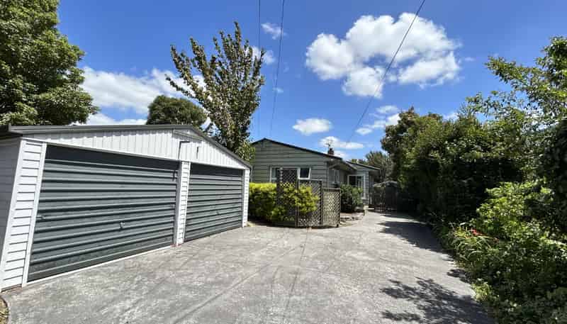 117 Avonhead Road, Avonhead