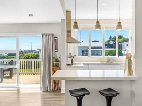 60 The Parade, Paekakariki