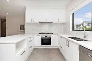 33 Piripono Crescent, Pukekohe