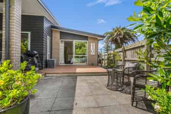 313 Main Road, Tairua