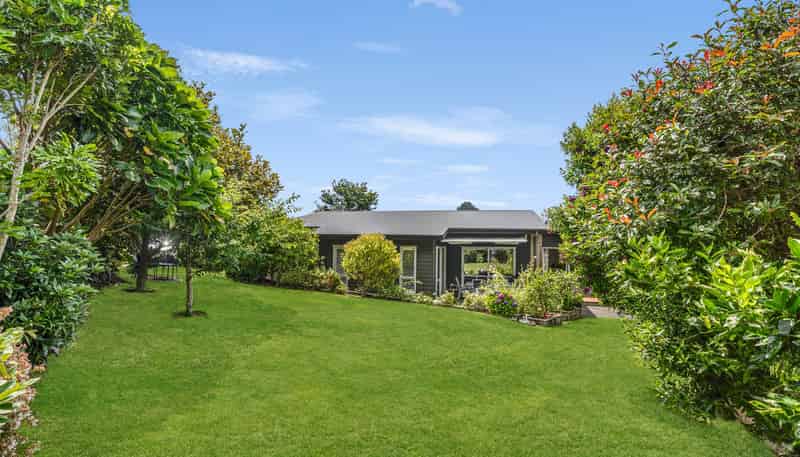 313 Main Road, Tairua