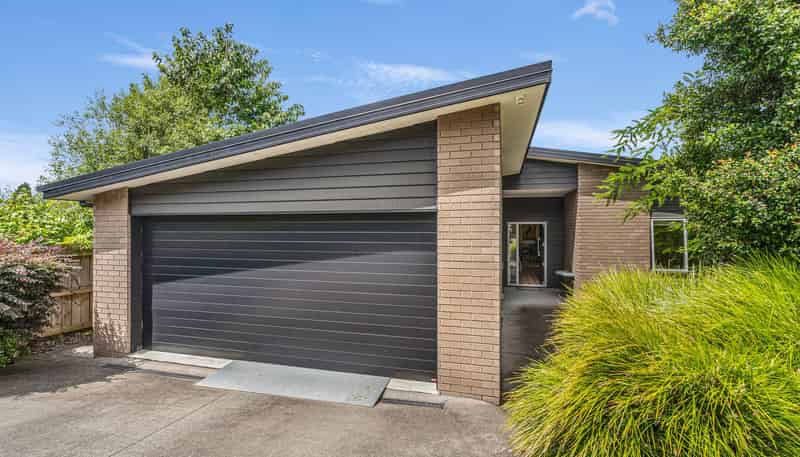 313 Main Road, Tairua