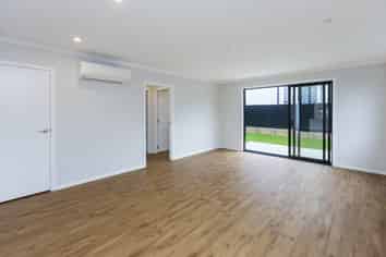 3 Cynisca Crescent, Wallaceville