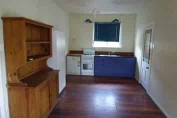 503 Featherston Street, Roslyn