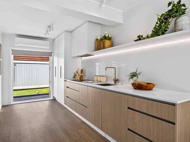 2/36 Atkin Avenue, Mission Bay