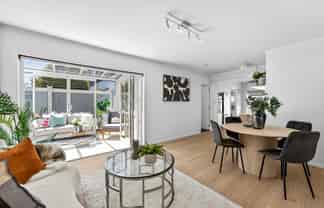 2/36 Atkin Avenue, Mission Bay