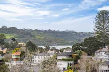 1B/2 Hiriri Avenue, Remuera