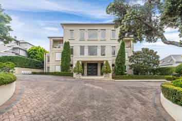 1B/2 Hiriri Avenue, Remuera