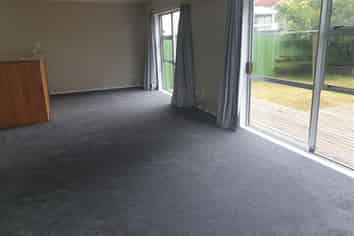 10 Colenso Place, Otaki Beach