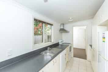 8B Snead Place, Hamilton East