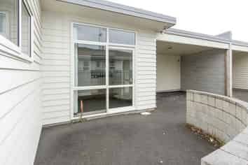 8B Snead Place, Hamilton East