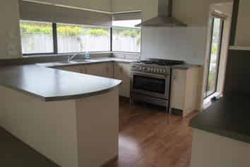 9 Cascade Way, Paraparaumu