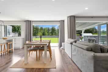 11 Kahika Grove, Huapai