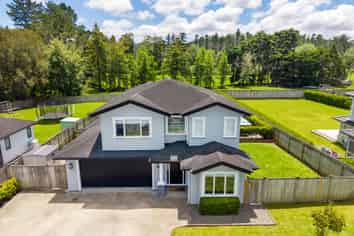 11 Kahika Grove, Huapai