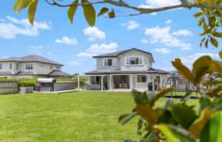 11 Kahika Grove, Huapai