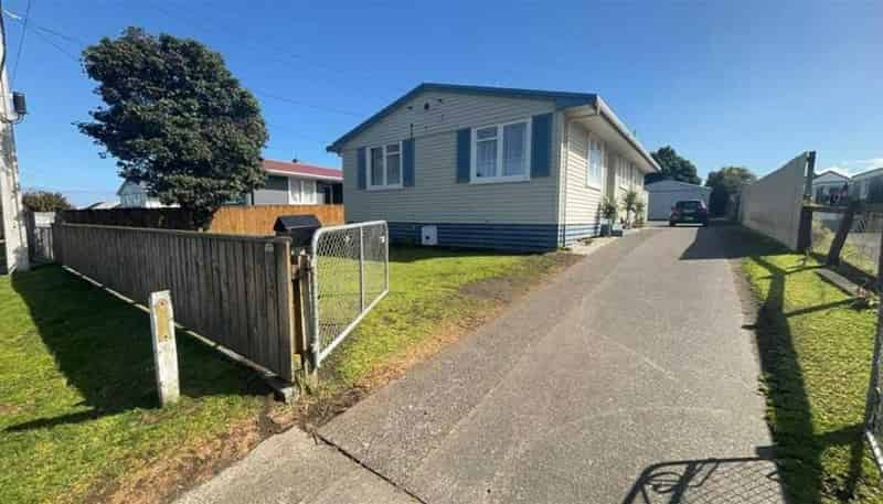 41 Matipo Street, Castlecliff