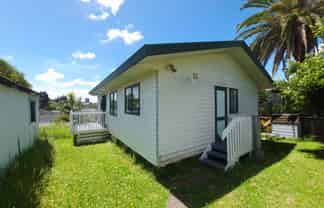 3199A Great North Road, New Lynn