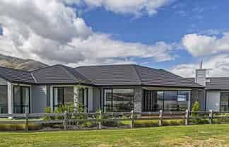 2A Alpha Street, Cromwell