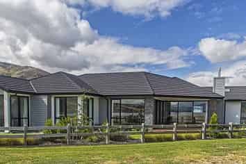 2A Alpha Street, Cromwell