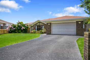8 Paradise Place, Pakuranga Heights