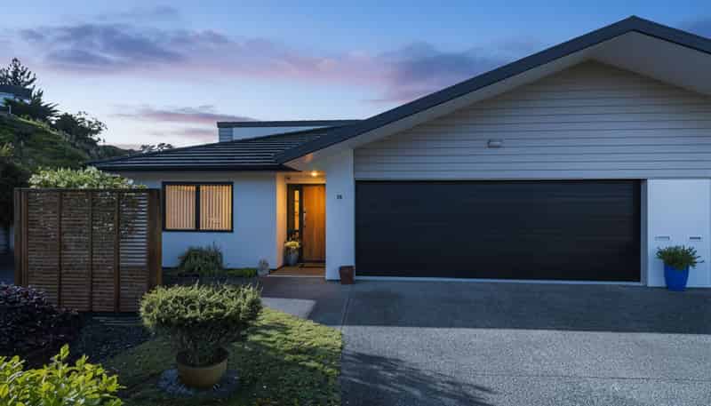 18/2 Caversham Road, Springvale