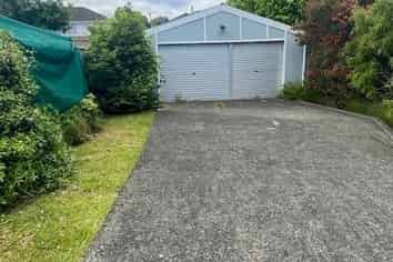 34 Victory Cres, Tawa