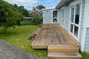 34 Victory Cres, Tawa