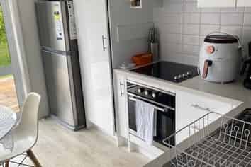 34 Victory Cres, Tawa