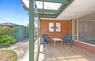 2/29 Loughton Street, Burwood