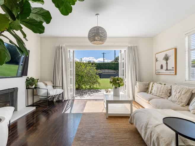 1 Cadman Avenue, Waterview