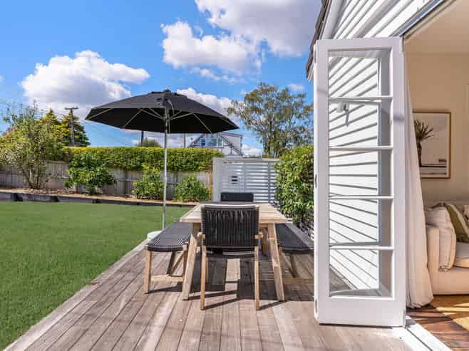 1 Cadman Avenue, Waterview