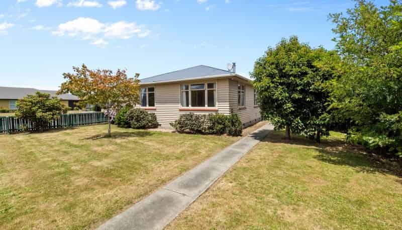 50 Wellington Street, Hampstead