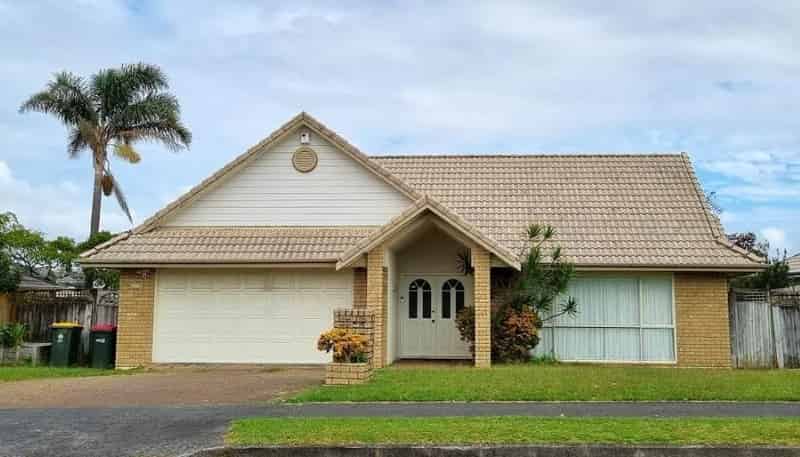 33 Alicia Road, Somerville