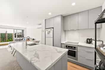 1115b High St, Taita