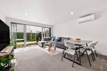 1115b High Street, Taita