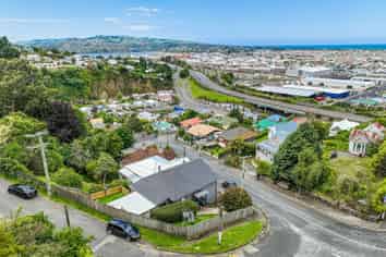 44 Leckhampton Court, CLYDE HILL