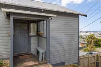 44 Leckhampton Court, CLYDE HILL