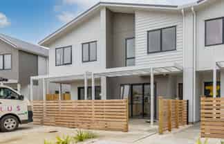 43B Soaring Bird Drive, Takanini