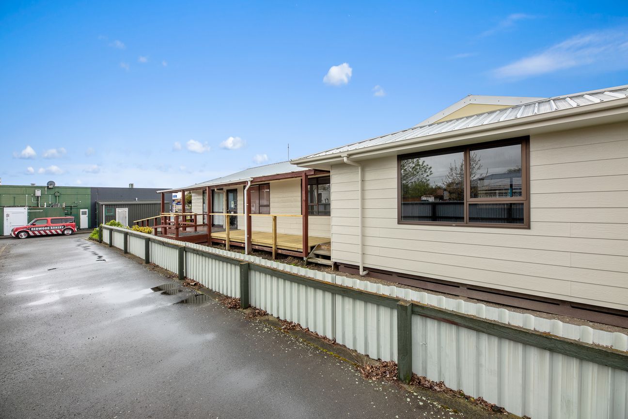 Sneaky Good Office Space in Redwoodtown - View 5