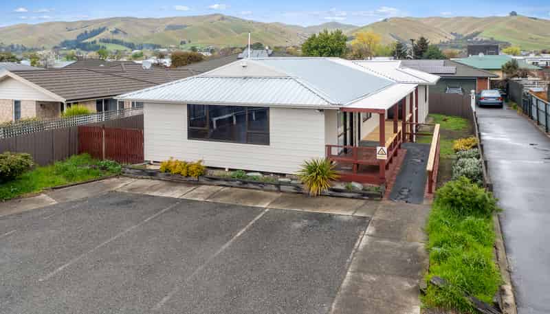 73a Cleghorn Street, Redwoodtown