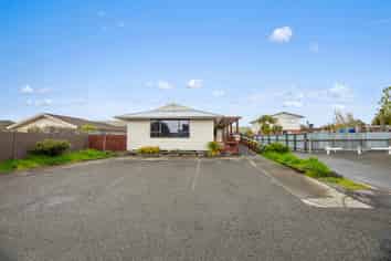 Sneaky Good Office Space in Redwoodtown